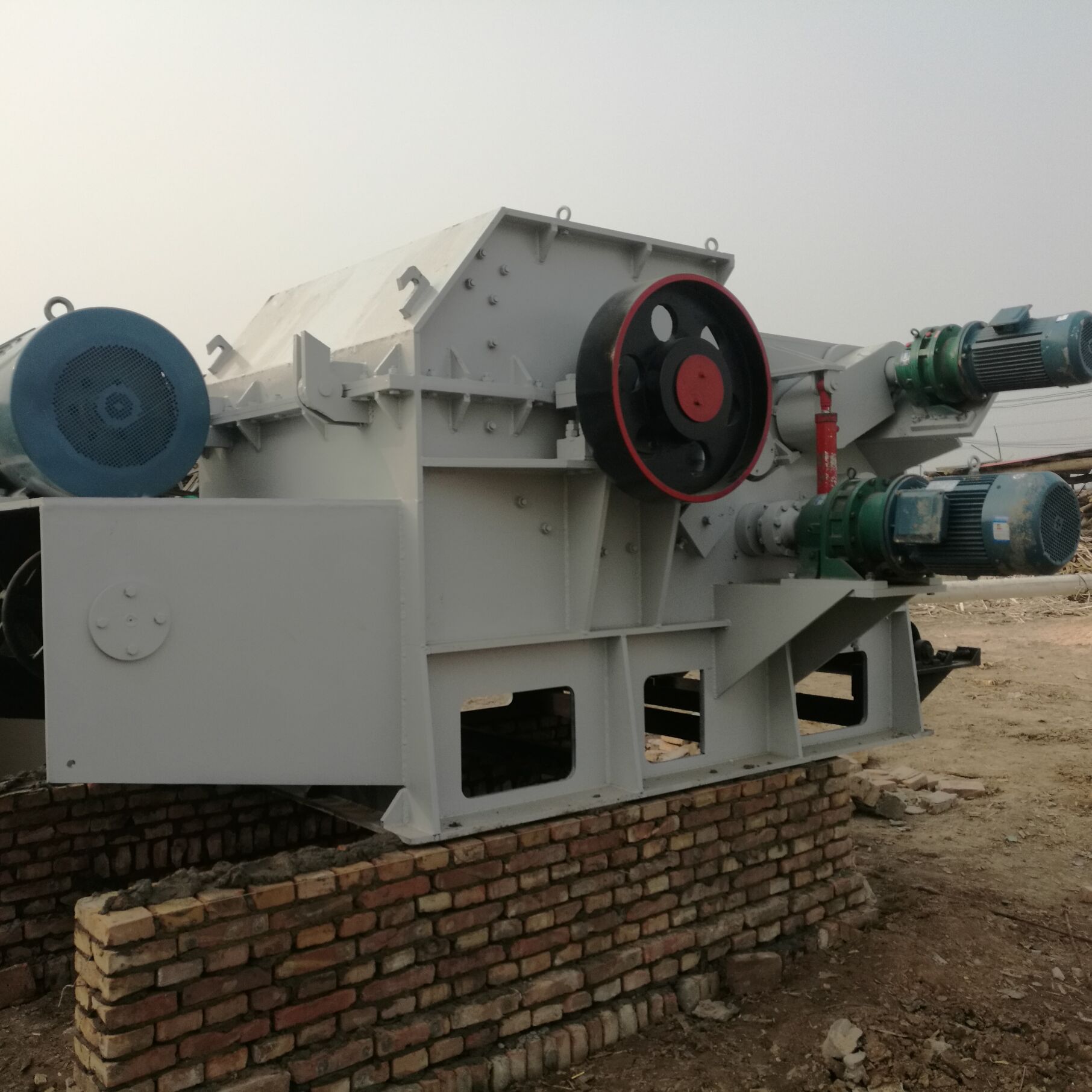 竹膠板粉碎機(jī)